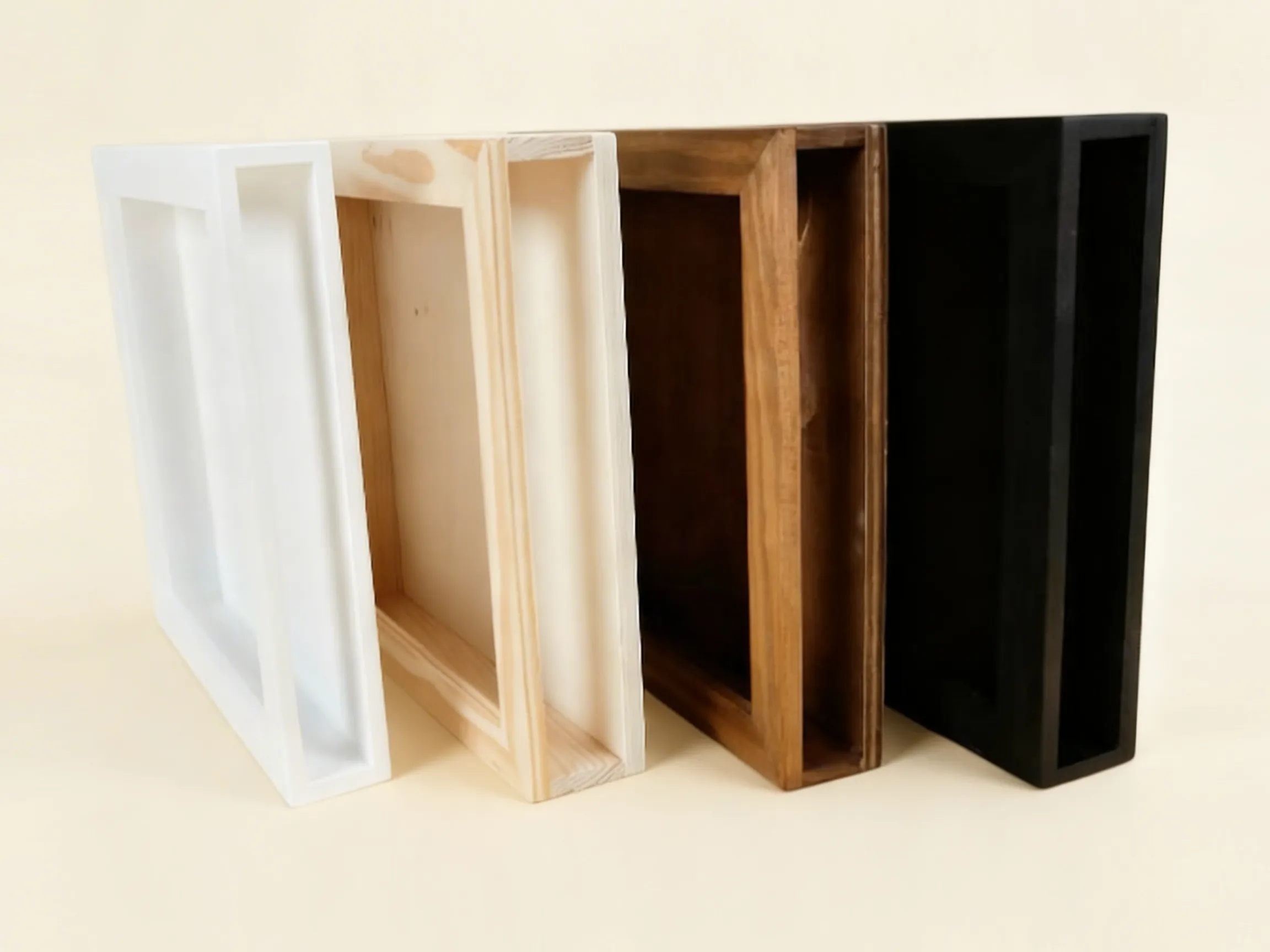 Caja Marco