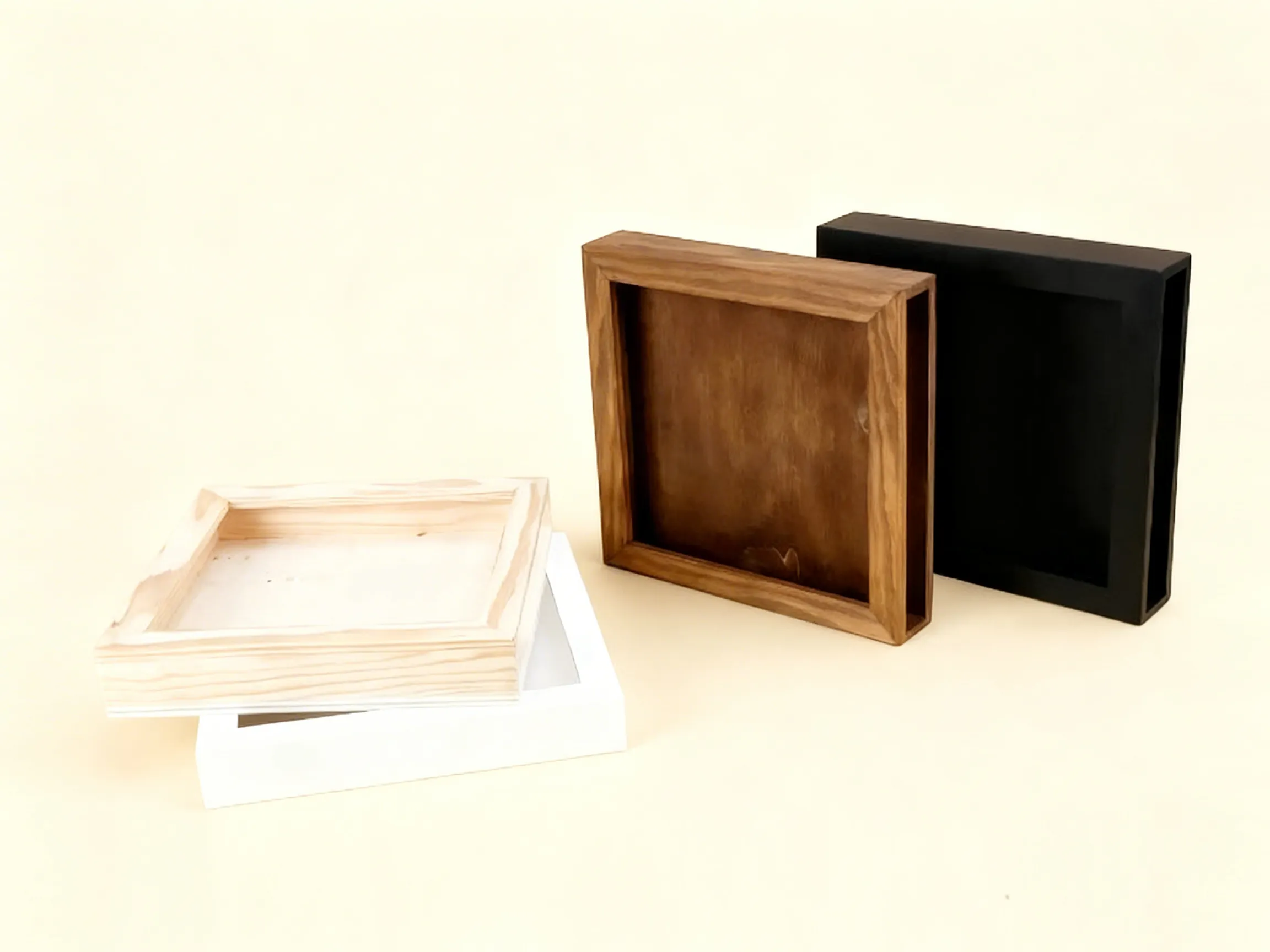 Caja Marco