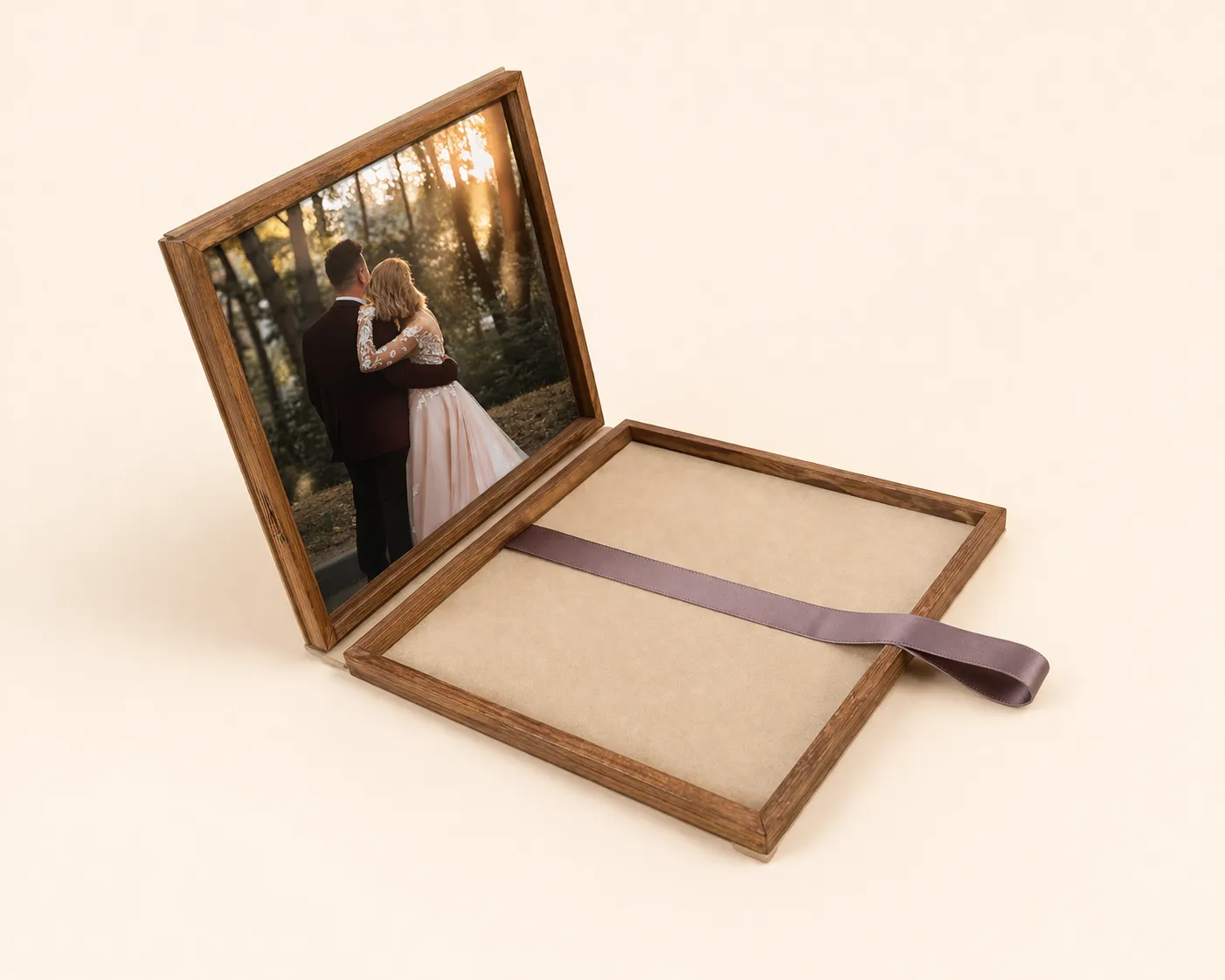 Caja Amalthea